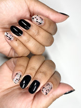 Load image into Gallery viewer, Shattered Sophistication Nail Wraps